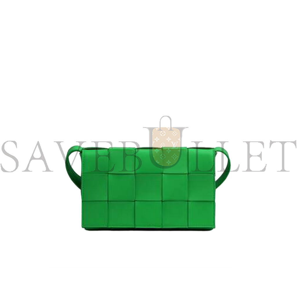 BOTTEGA VENETA PADDED CASSETTE (26*18*8cm)